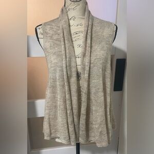 ❤️ Theory Cream Sleeveless Shawl Collar Sweater Vest